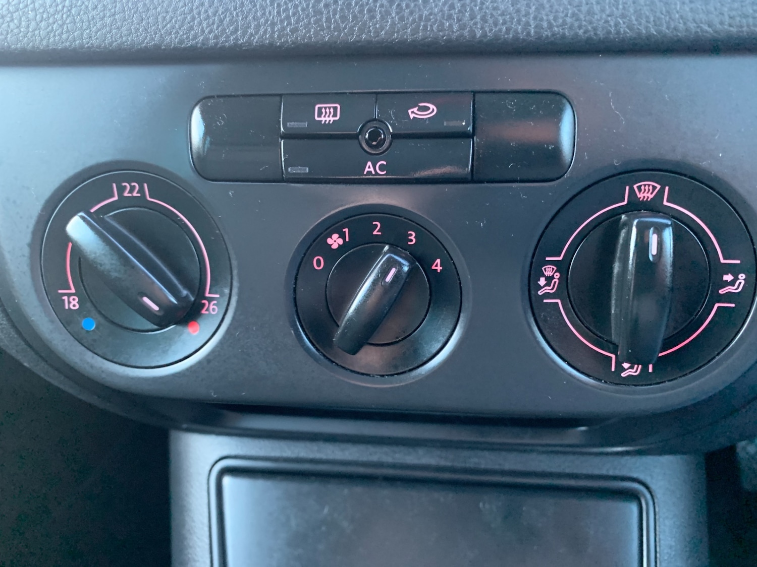 Used Volkswagen Tiguan 2009 for sale - 76908149: Photo 29