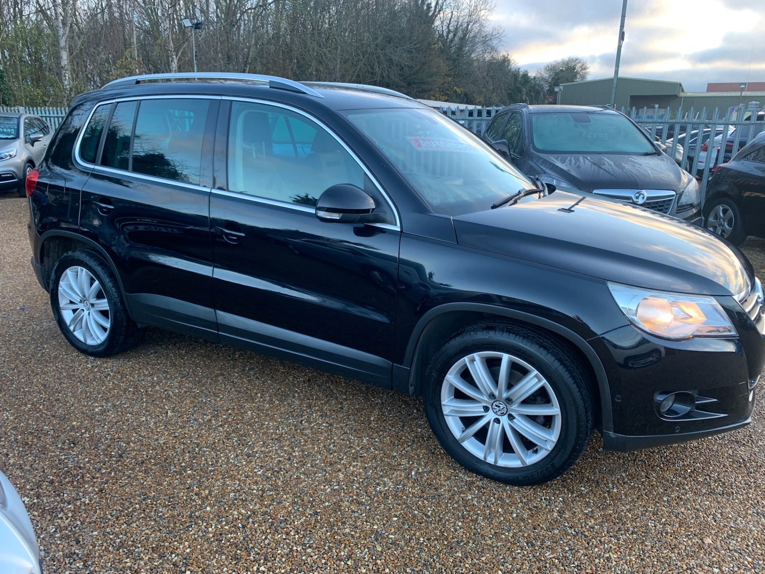 Used Volkswagen Tiguan 2009 for sale - 76908149: Photo 8