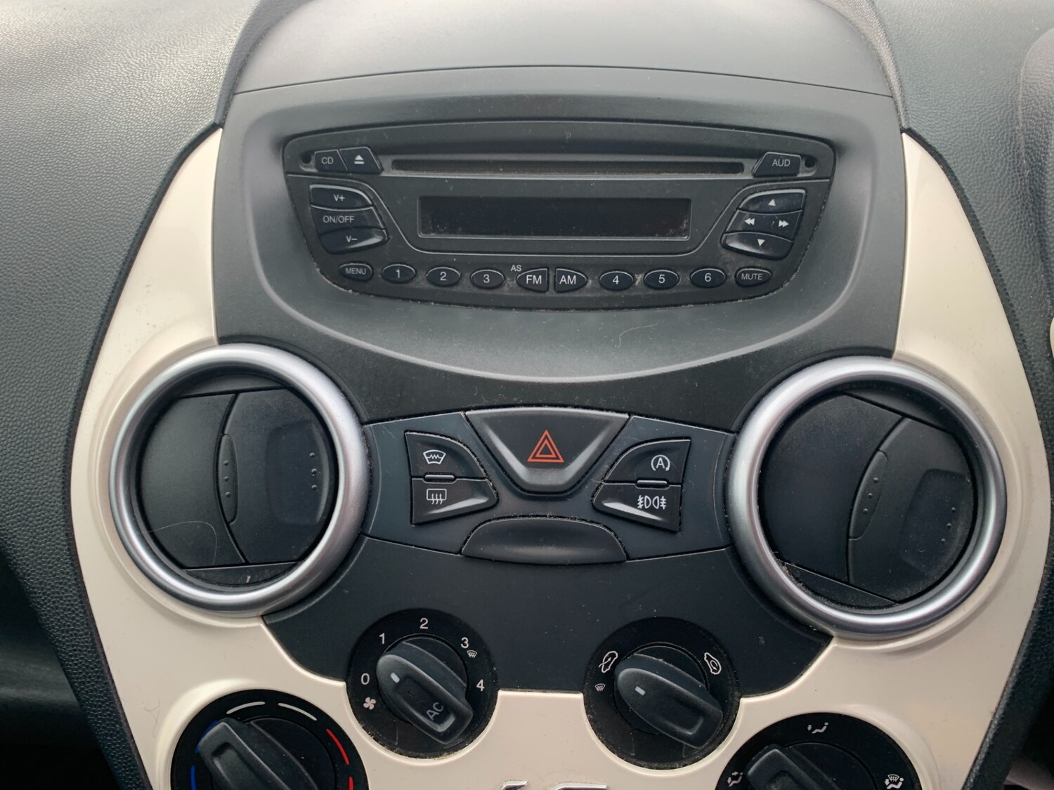 Used Ford Ka 2014 for sale - 77901367: Photo 10