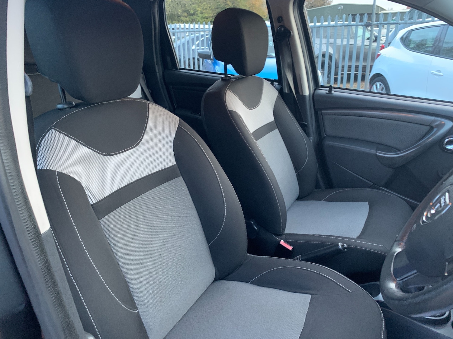 Used Dacia Duster 2017 for sale - 76464503: Photo 19