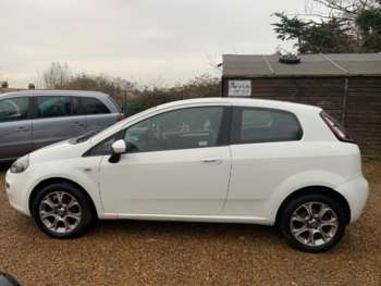 Used Fiat Punto 2015 for sale - 73435344: Photo