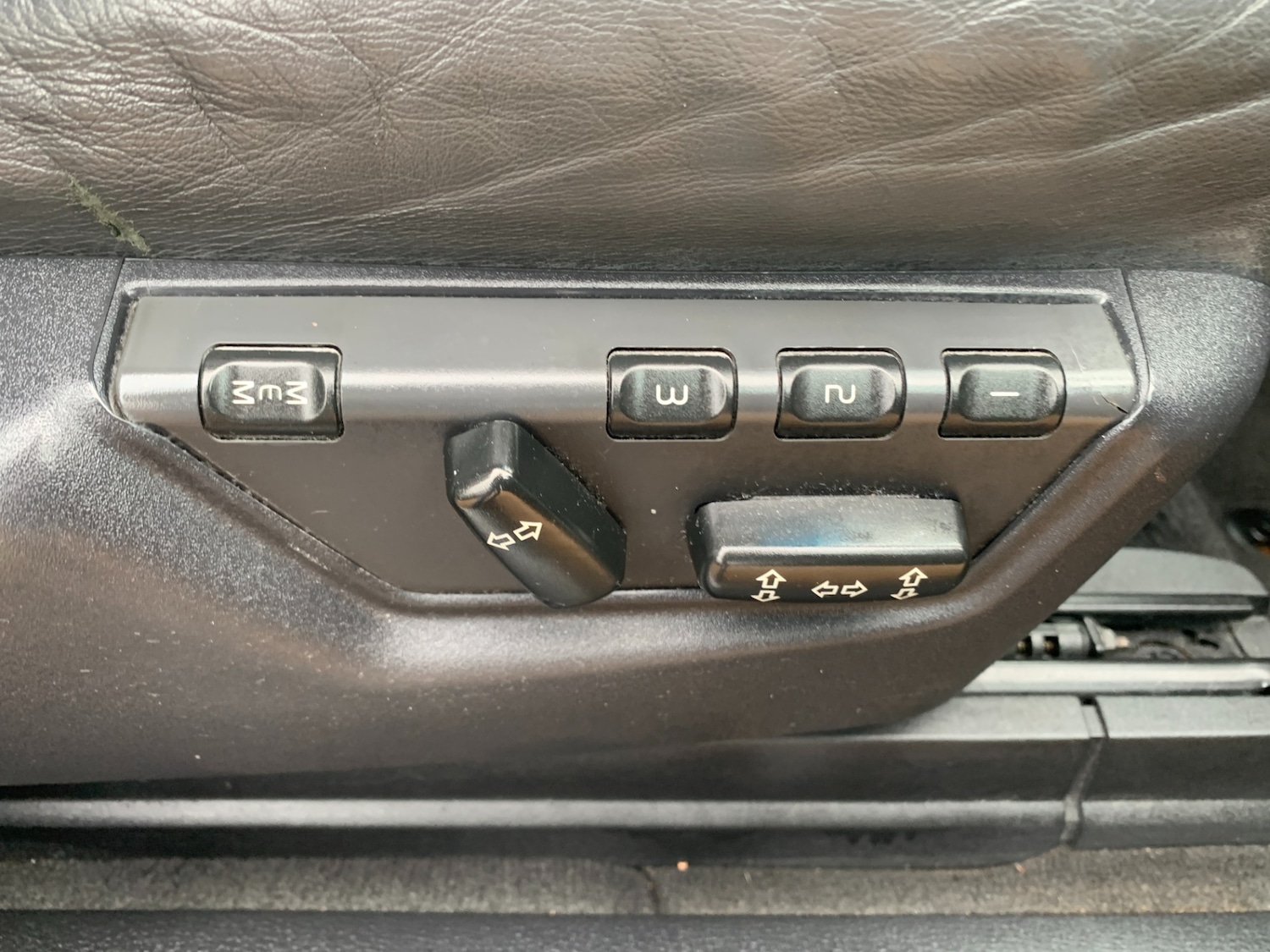 Used Volvo XC90 2006 for sale - 77324233: Photo 14