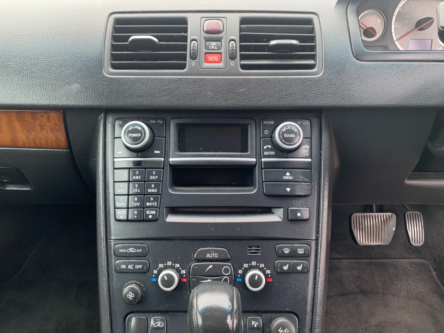 Used Volvo XC90 2006 for sale - 77324233: Photo 17