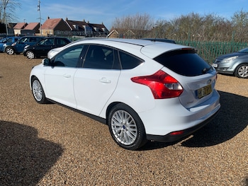 Used Ford Focus 2013 for sale - 77716570: Photo