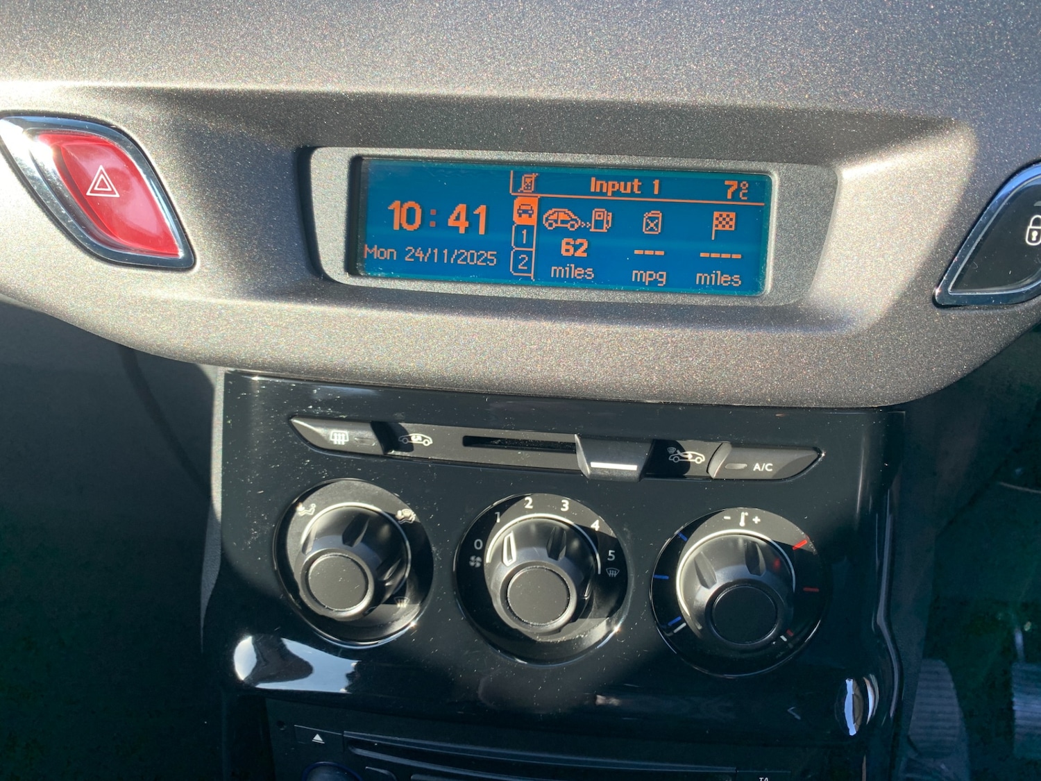 Used Citroen C3 2015 for sale - 76693478: Photo 12