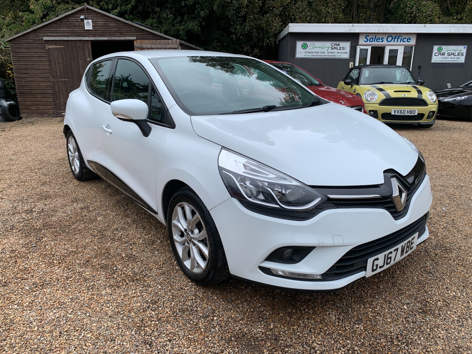 Used Renault Clio 2017 for sale - 76208645: Photo 1