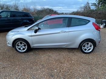 Used Ford Fiesta 2012 for sale - 77261878: Photo