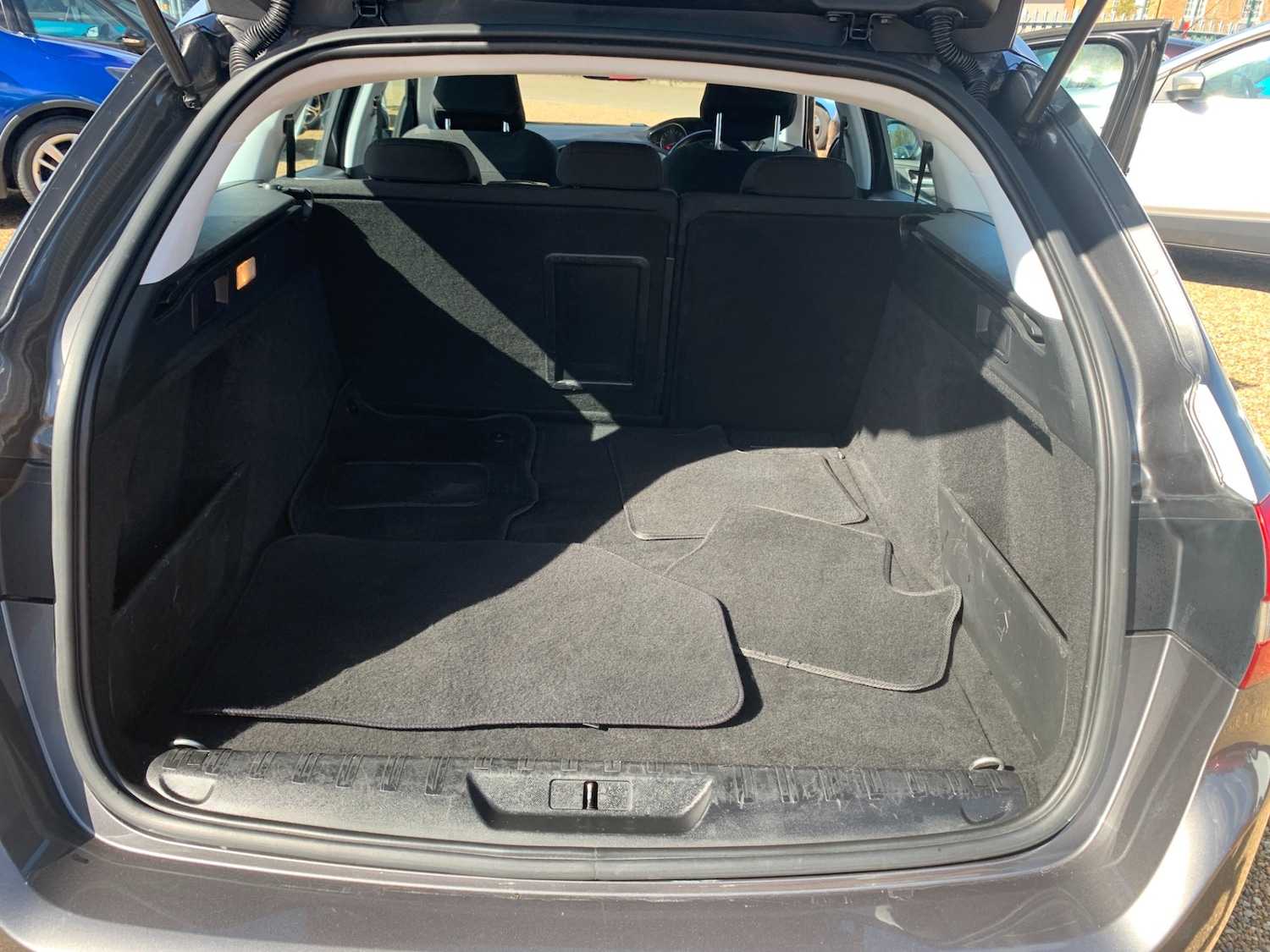 Used Peugeot 308 2016 for sale - 78026195: Photo 9