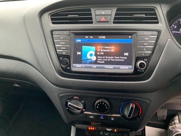 Used Hyundai i20 2017 for sale - 76263481: Photo 10