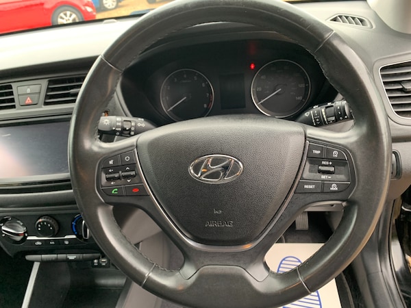 Used Hyundai i20 2017 for sale - 76263481: Photo 17