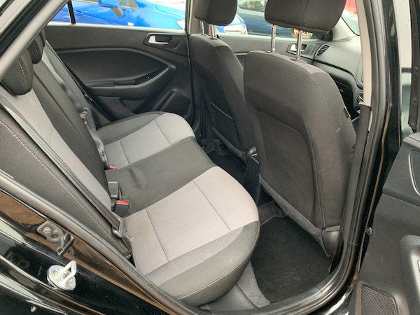 Used Hyundai i20 2017 for sale - 76263481: Photo 19