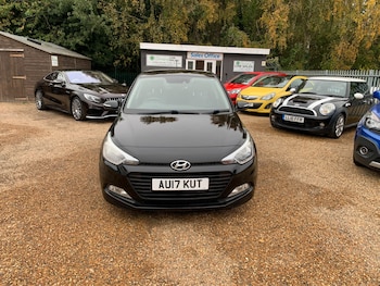 Used Hyundai i20 2017 for sale - 76263481: Photo 2