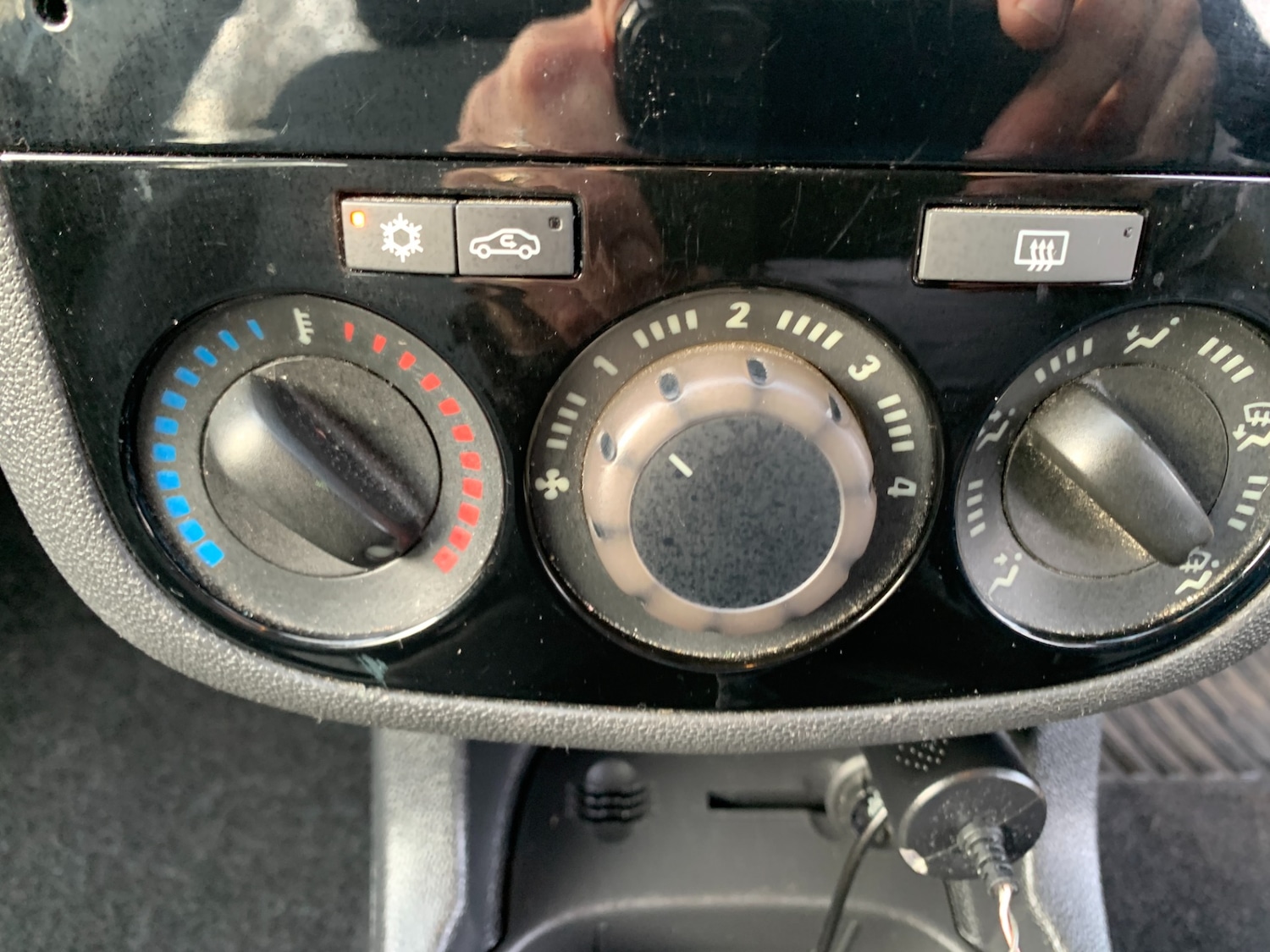 Used Vauxhall Corsa 2010 for sale - 77997772: Photo 12