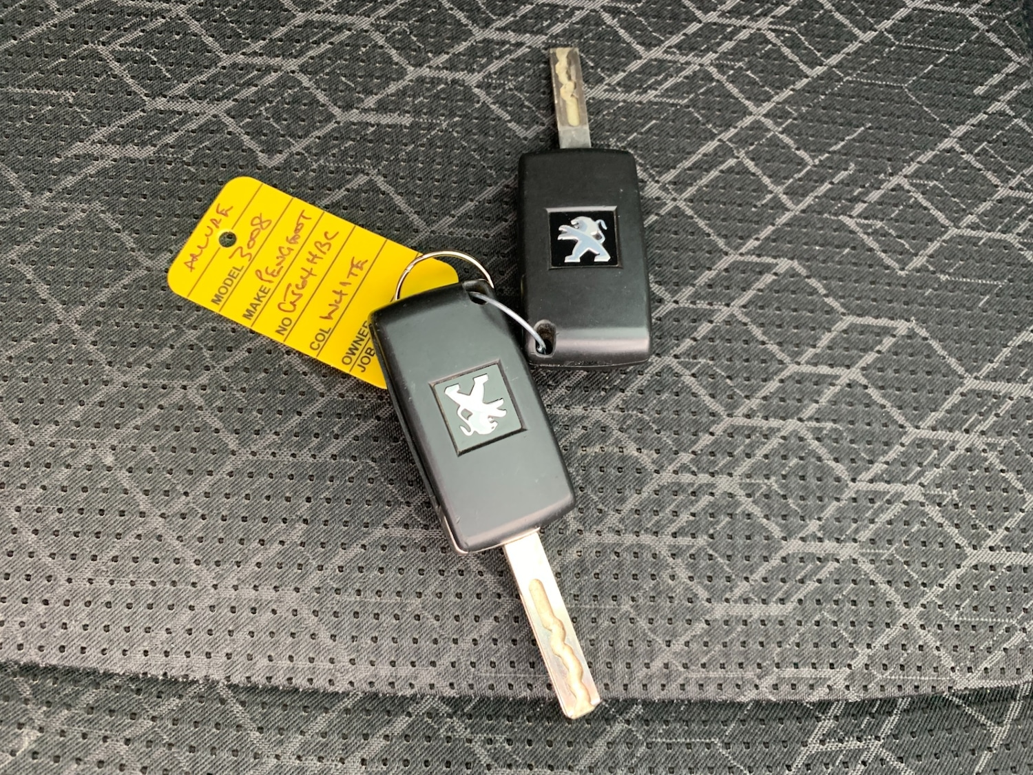 Used Peugeot 3008 2014 for sale - 76464499: Photo 10