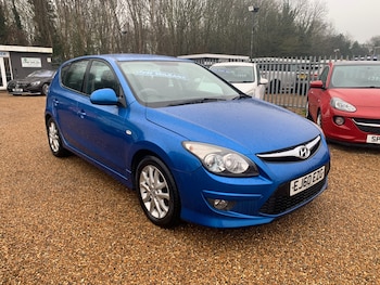 Used Hyundai i30 2010 for sale - 77742553: Photo