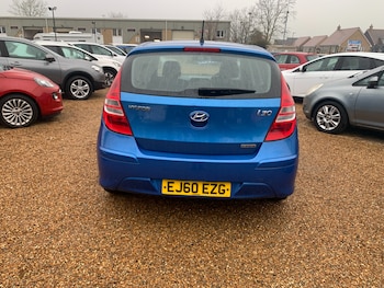 Used Hyundai i30 2010 for sale - 77742553: Photo