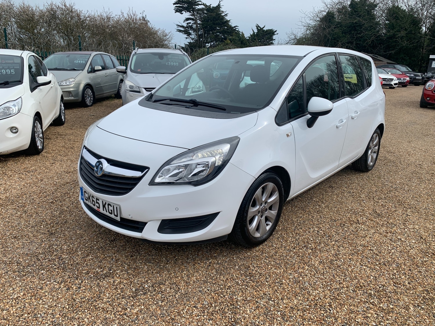 Used Vauxhall Meriva 2015 for sale - 77997406: Photo 2
