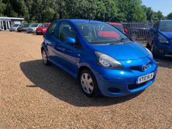 2010 (10) - 1.0 VVT-i Blue 3dr