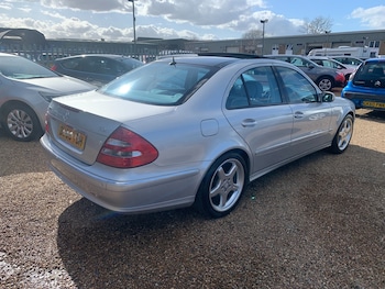 Used Mercedes-Benz E Class 2005 for sale - 77819562: Photo