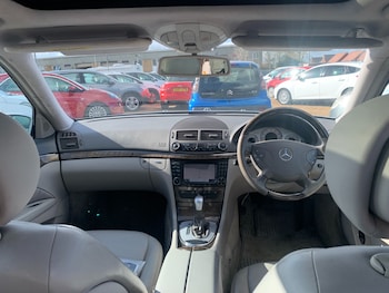 Used Mercedes-Benz E Class 2005 for sale - 77819562: Photo