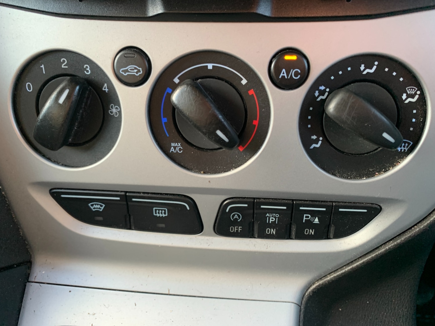 Used Ford Focus 2014 for sale - 76696625: Photo 15