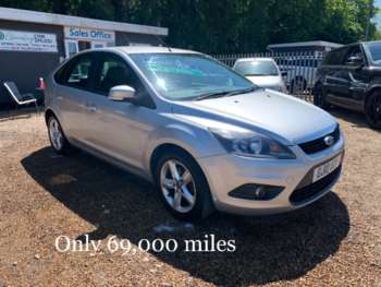 2010 (10) - 1.6 Zetec 5dr
