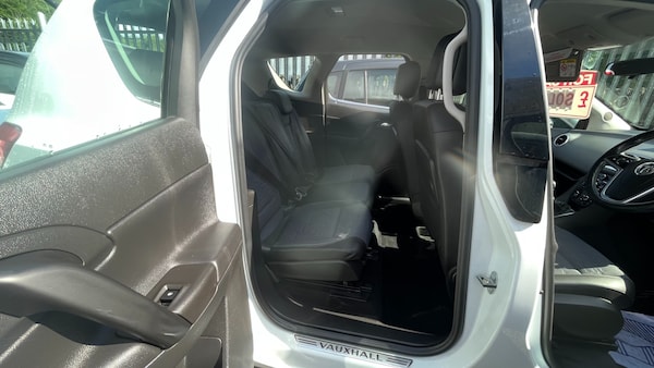 Used Vauxhall Meriva 2014 for sale - 75303432: Photo 8