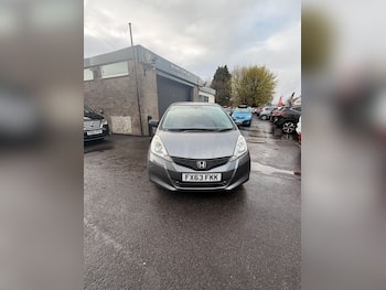Used Honda Jazz 2013 for sale - 79650936: Photo