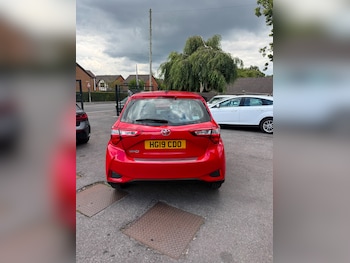 Used Toyota Yaris 2019 for sale - 79458411: Photo