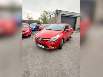 Used Renault Clio 2018 for sale - 79650972: Photo