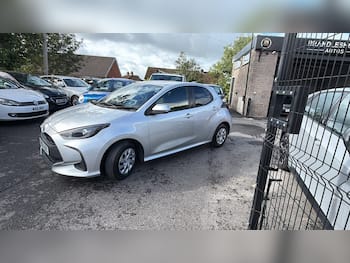 Used Toyota Yaris 2021 for sale - 79811990: Photo