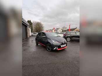 2017 (17) - 1.0 VVT-i X-Press TSS 5dr