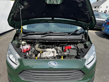 Used Ford Transit Courier 2016 for sale - 75284200: Photo