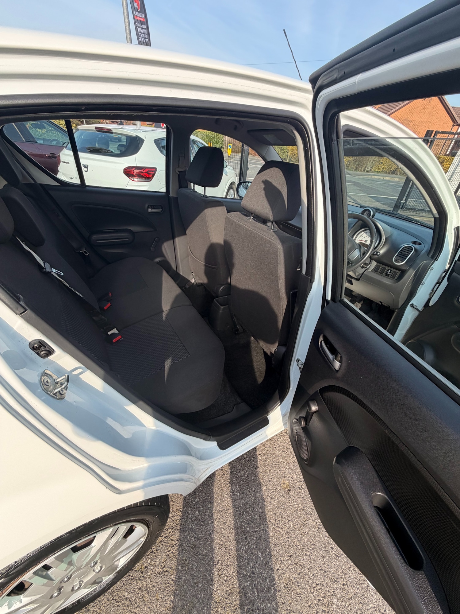 Used Suzuki Splash 2014 for sale - 77950551: Photo 12