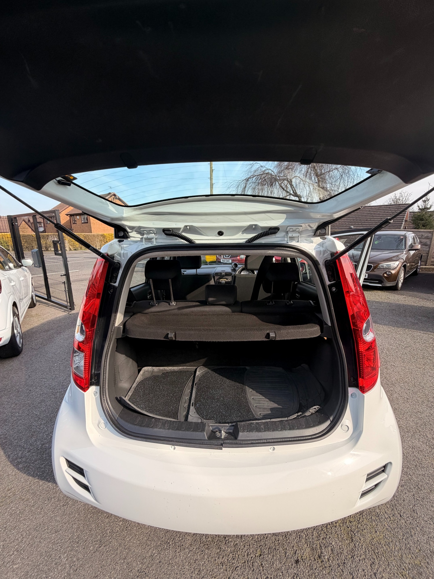 Used Suzuki Splash 2014 for sale - 77950551: Photo 13