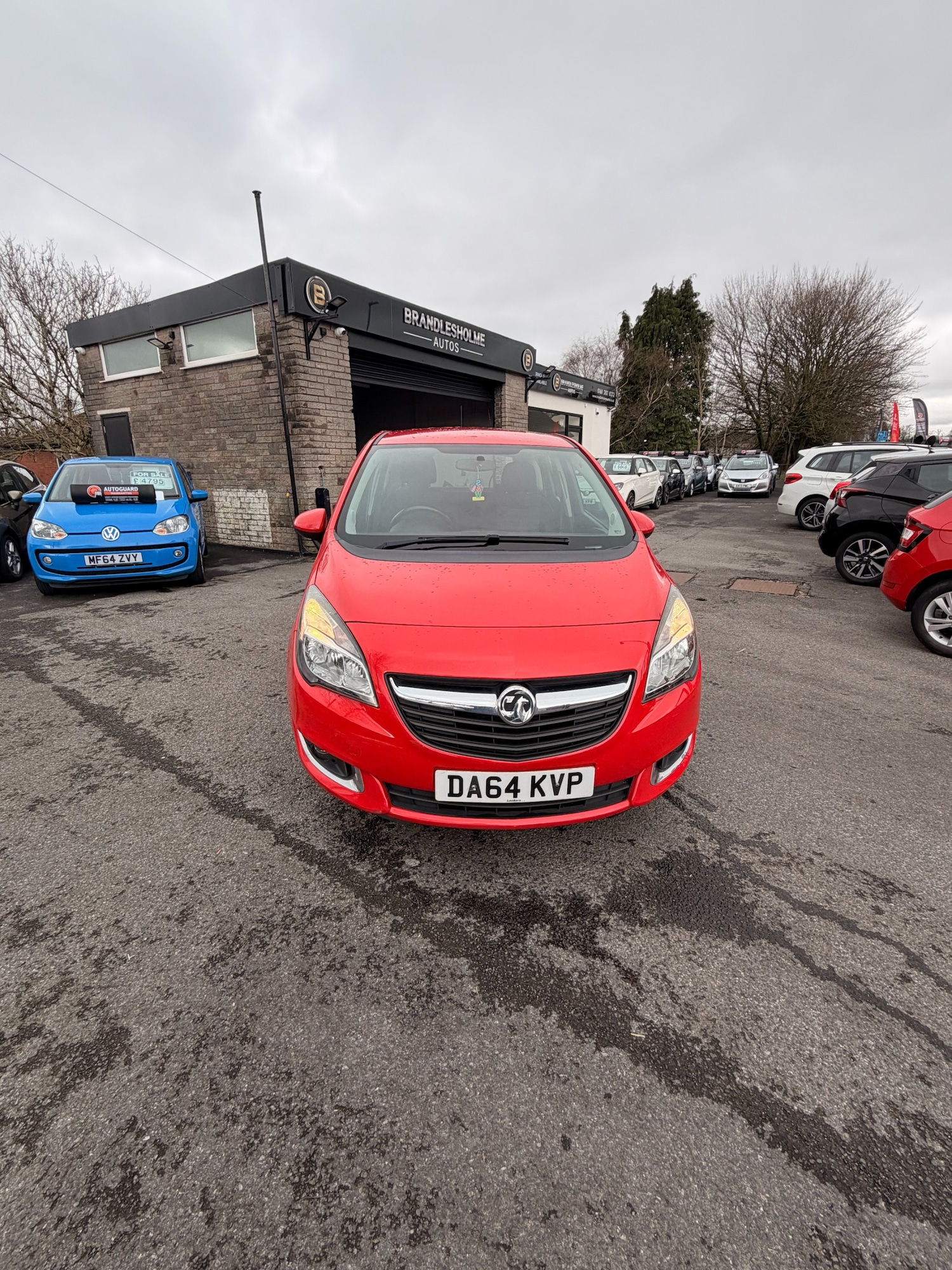 Used Vauxhall Meriva 2014 for sale - 77530212: Photo 2