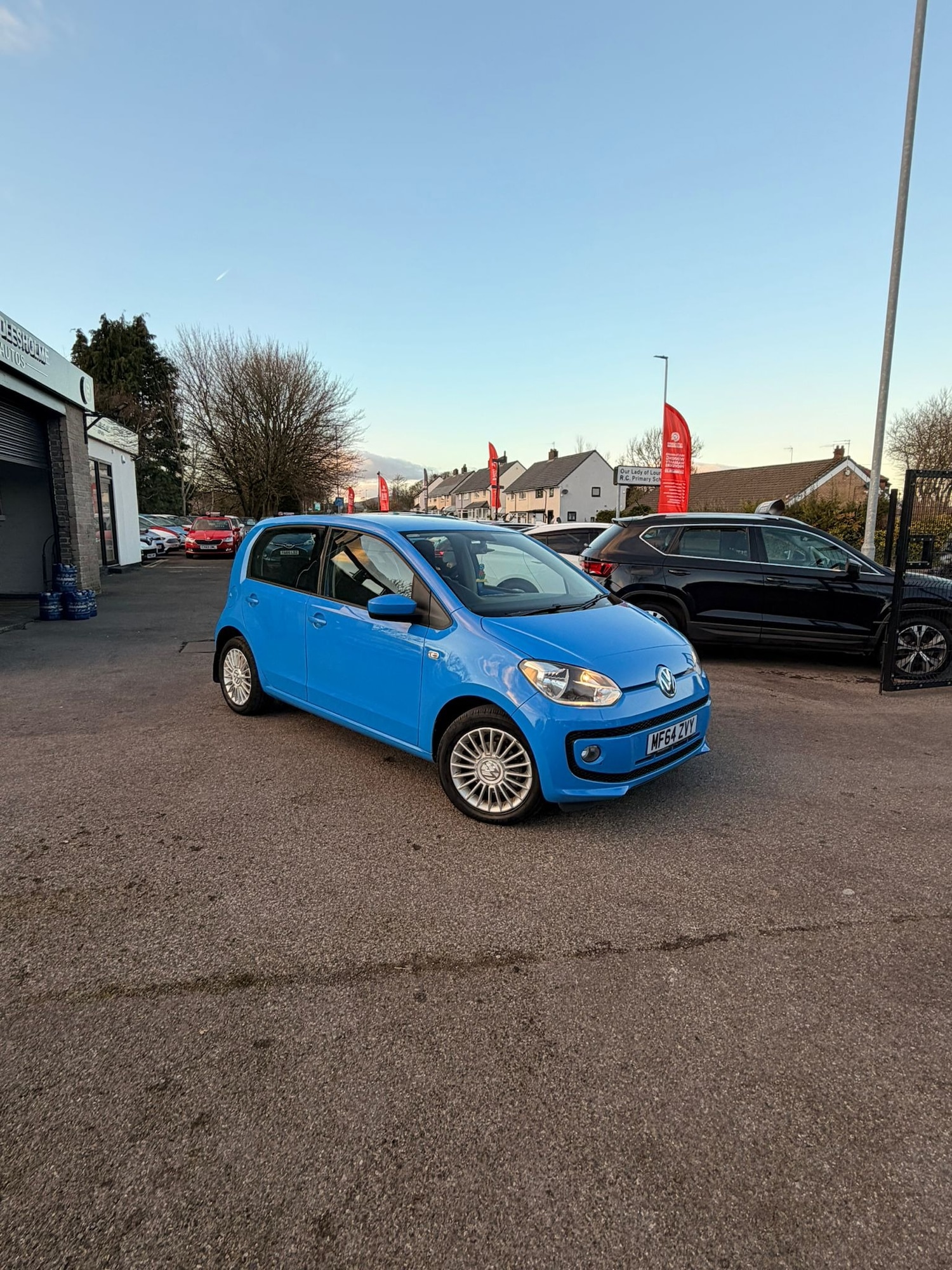 Used Volkswagen up! 2014 for sale - 77088334: Photo 1
