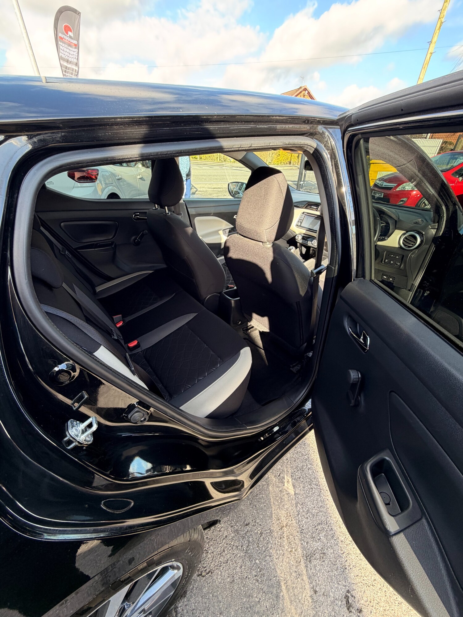 Used Nissan Micra 2017 for sale - 78055708: Photo 12