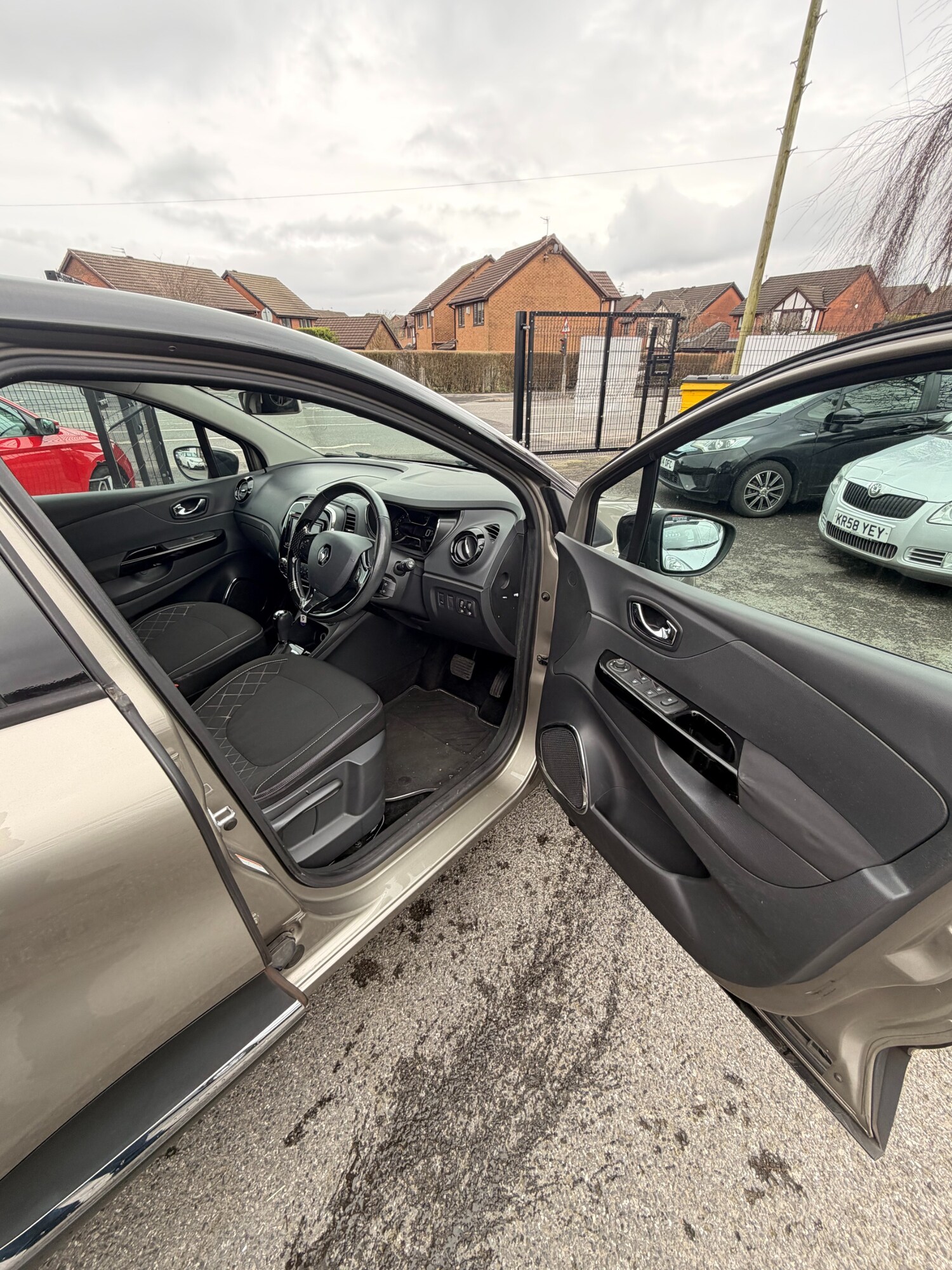 Used Renault Captur 2025 for sale - 77529787: Photo 9