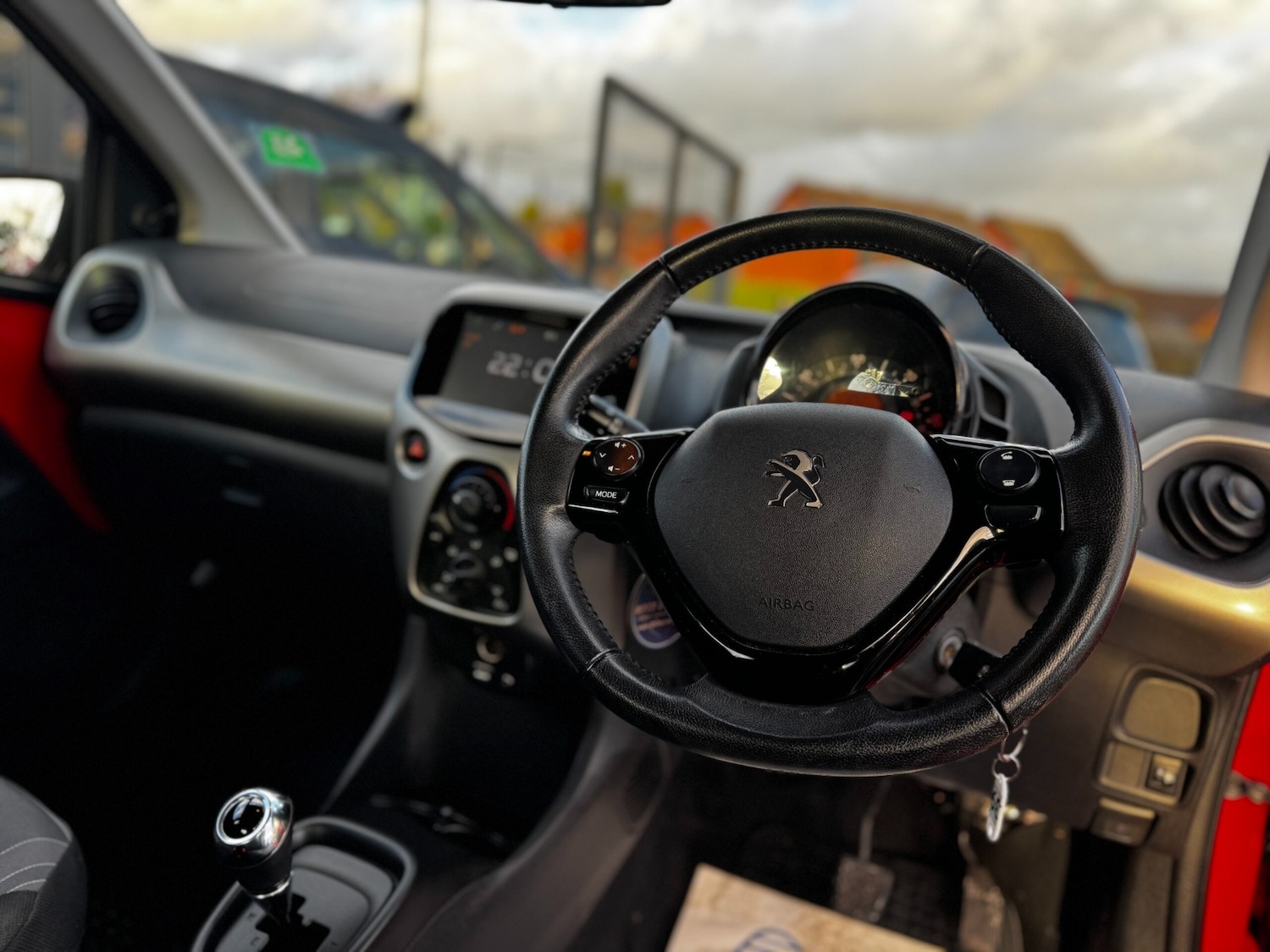 Used Peugeot 108 2018 for sale - 76748308: Photo 12