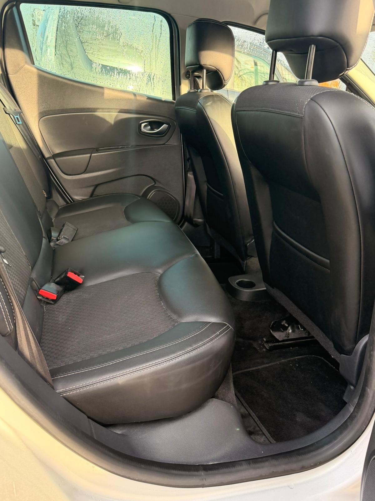 Used Renault Clio 2018 for sale - 76858881: Photo 10