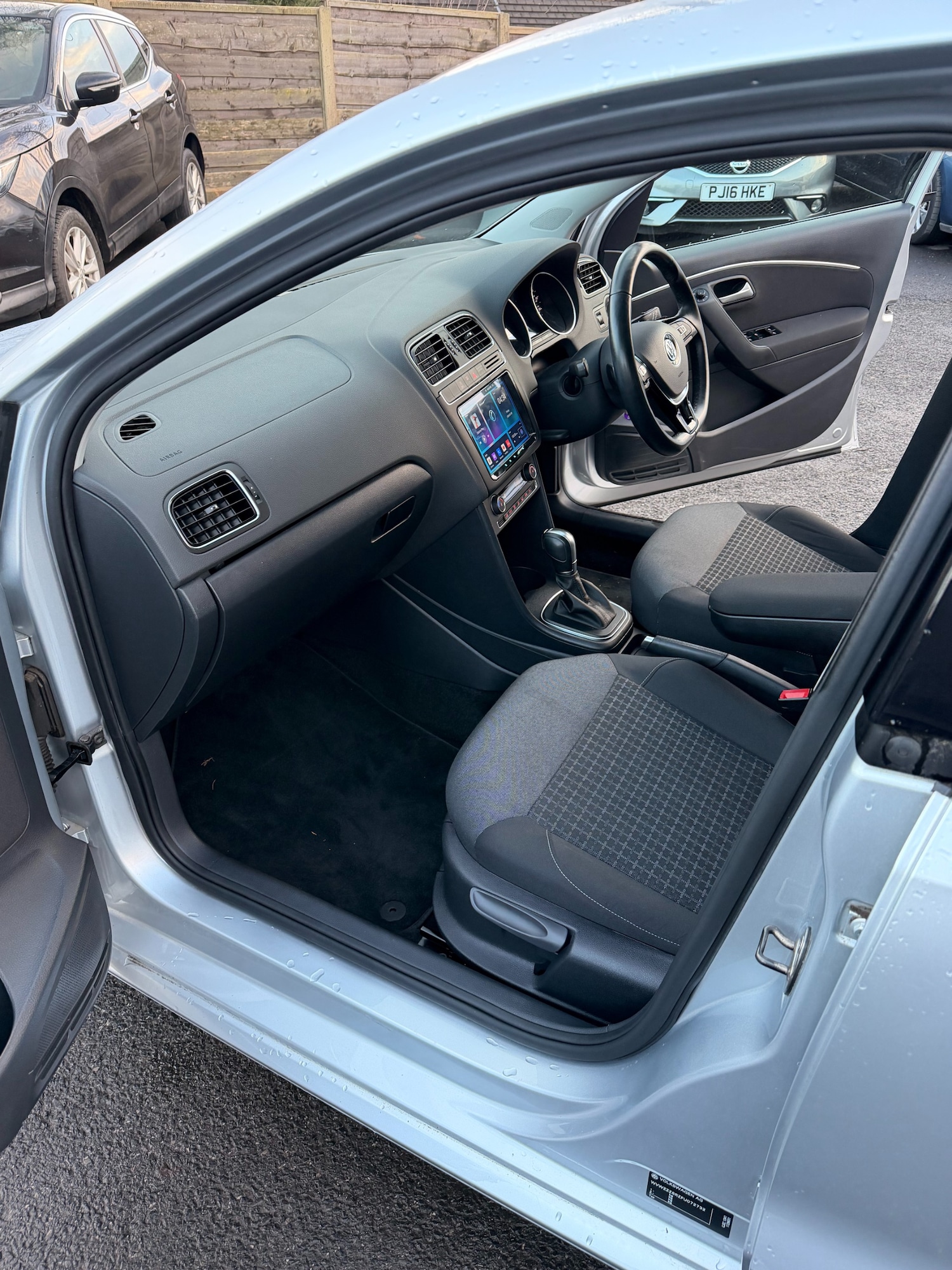 Used Volkswagen Polo 2015 for sale - 77199227: Photo 15