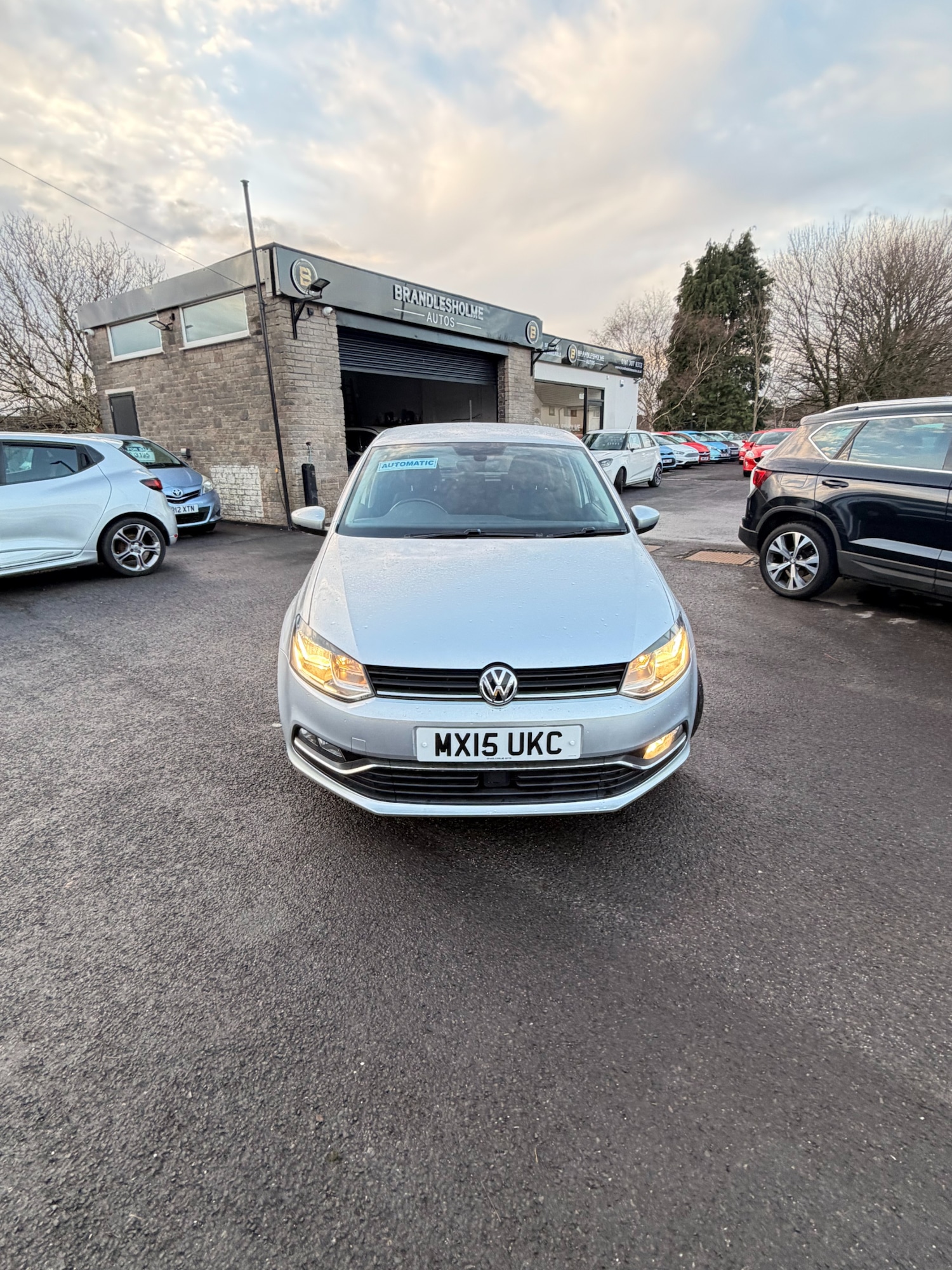 Used Volkswagen Polo 2015 for sale - 77199227: Photo 2