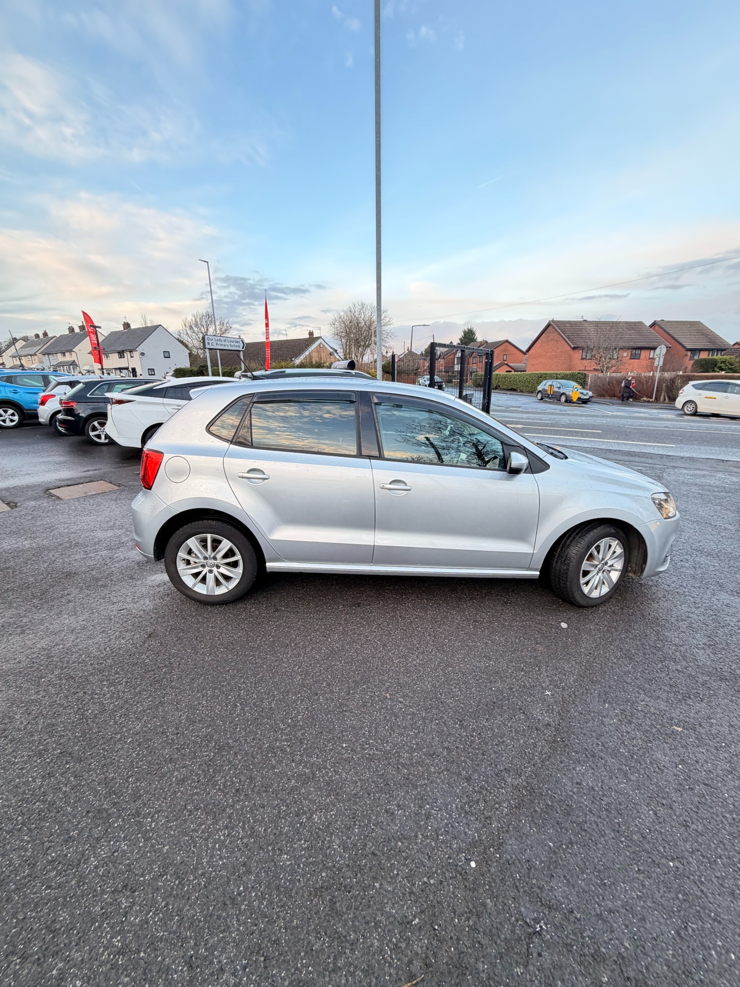 Used Volkswagen Polo 2015 for sale - 77199227: Photo 8