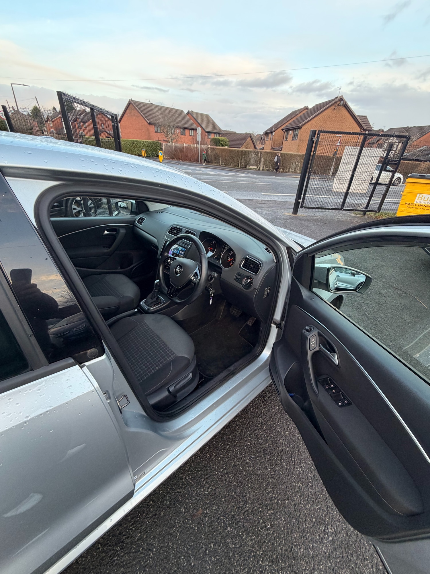 Used Volkswagen Polo 2015 for sale - 77199227: Photo 9