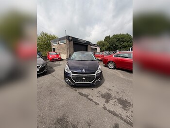 Used Peugeot 208 undefined for sale - 78654280: Photo