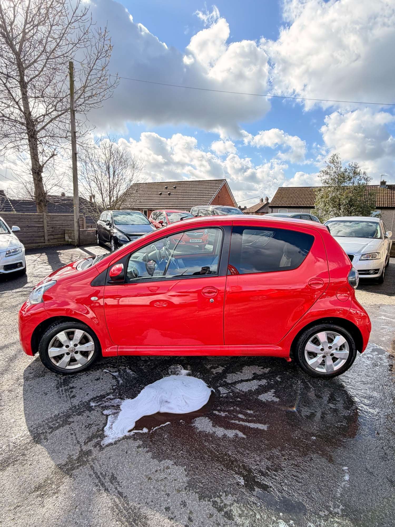 Used Toyota AYGO 2014 for sale - 77888888: Photo 4