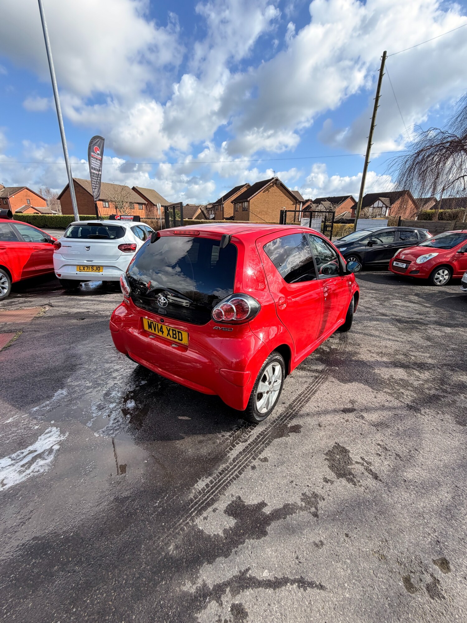 Used Toyota AYGO 2014 for sale - 77888888: Photo 7