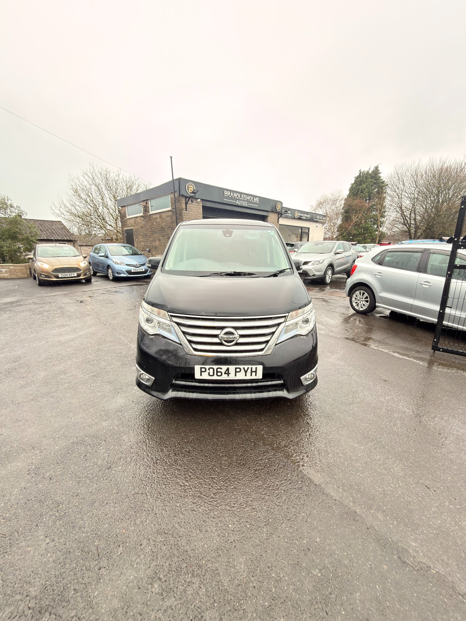 Used Nissan Serena 2025 for sale - 77172883: Photo 2