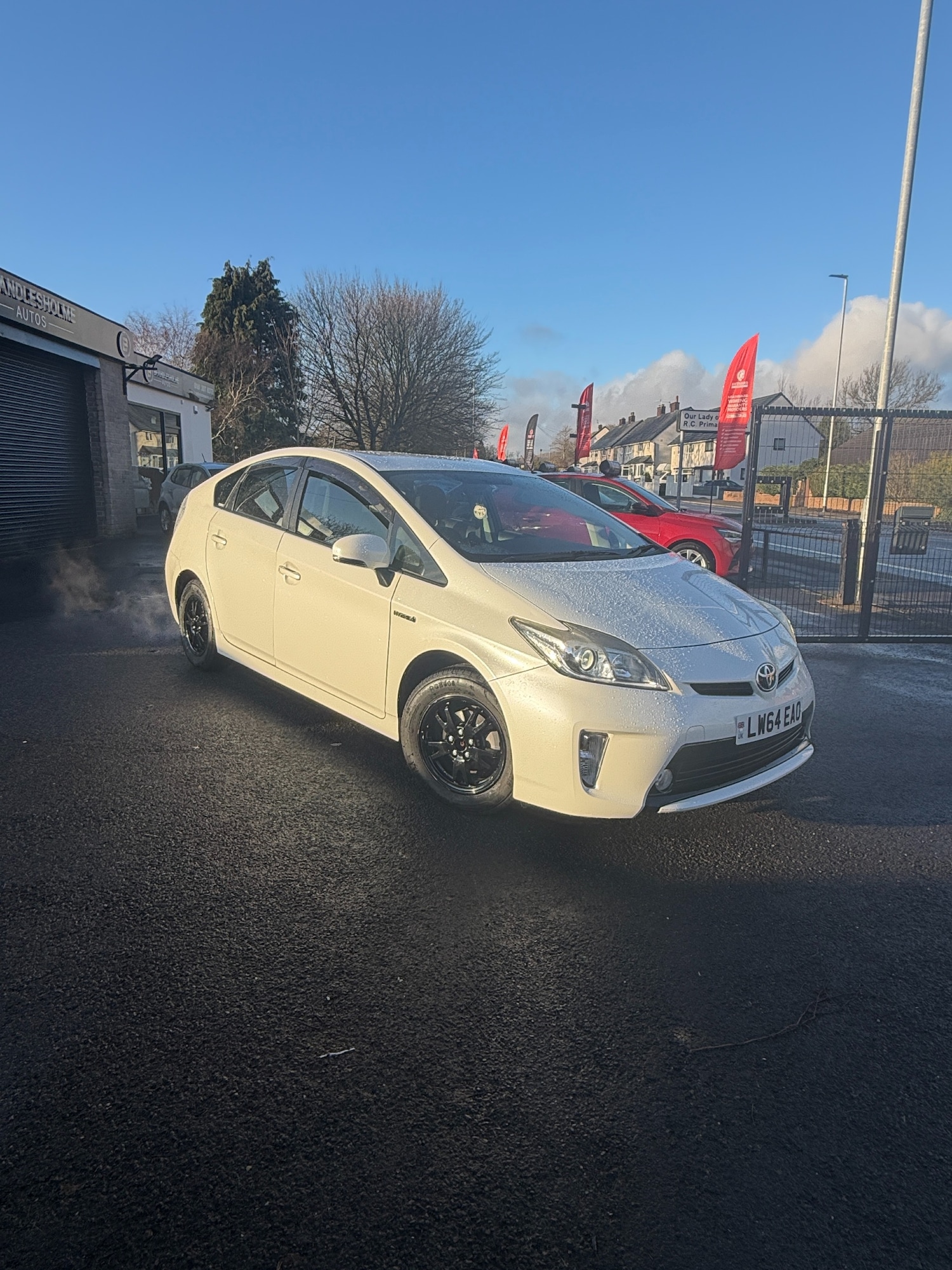 Used Toyota Prius 2023 for sale - 77326539: Photo 1